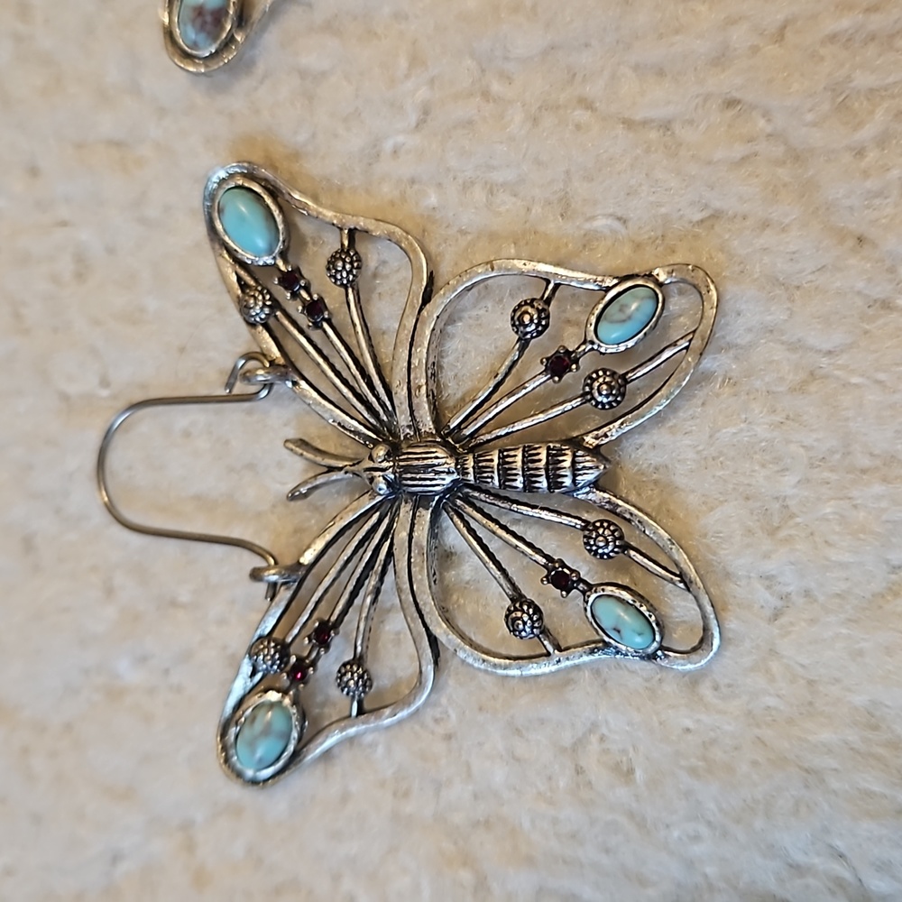 Lucky Brand Butterfly Earrings - Picture 2 of 3